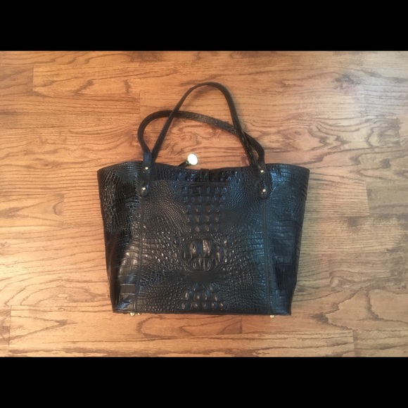 Just reduced!  Brahmin All Day Tote - Picture 3 of 6